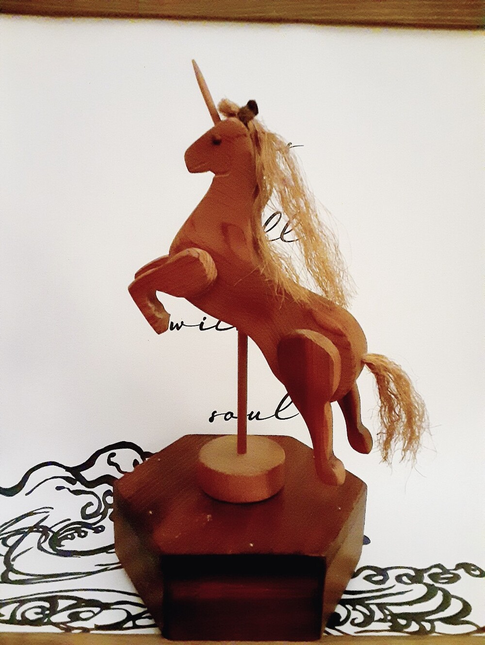 Wooden Unicorn Horse Musical Lara's Theme - Picture 6 of 6